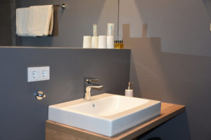 Zweibettzimmer Bad